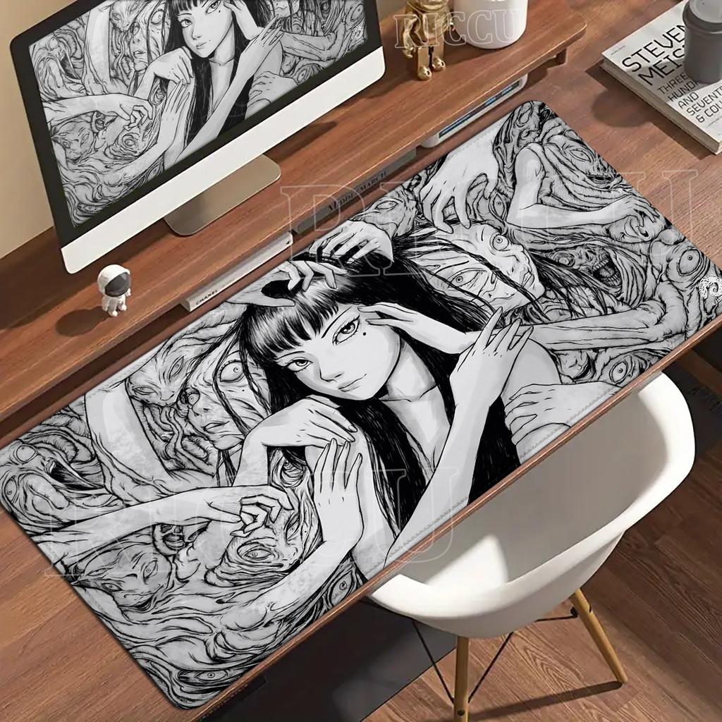 Schwarz-Weiß-Mauspad XXL HD Anime-Mädchen Schreibtischunterlage Erweiterte Gaming-PC-Tastaturmatten Große Gamer-Collage Horror-Anime-Mauspad