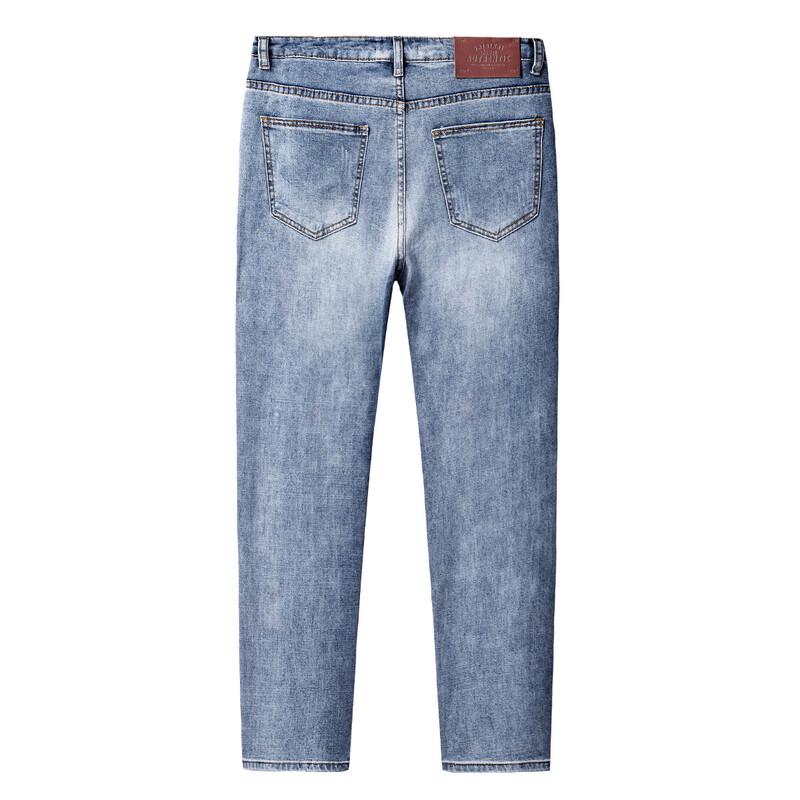 JEEP Men's Wrinkle-Resistant Straight-Leg Jeans