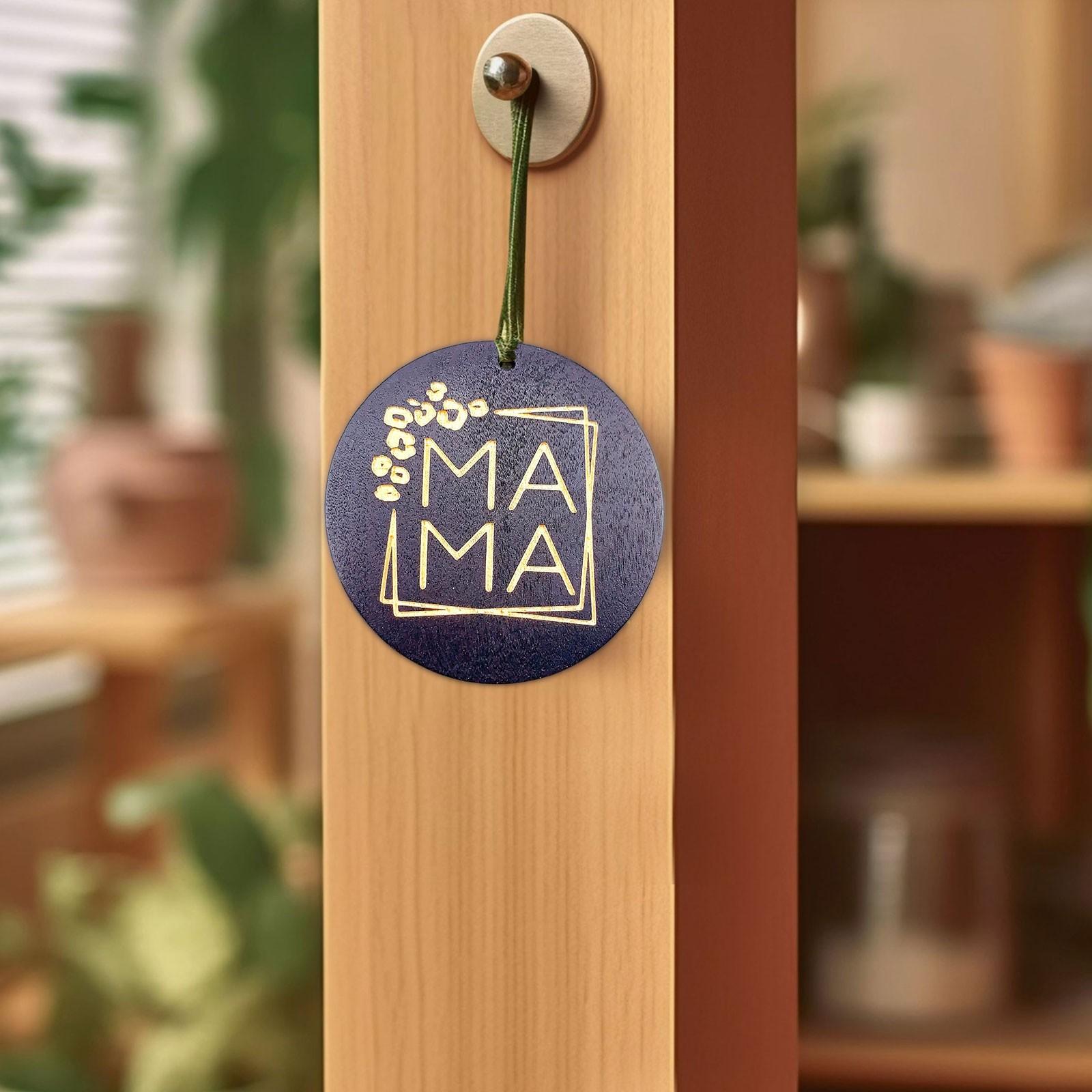 

Подвеска 2D с круглой фишкой из дерева с гравировкой ко Дню матери One Size чёрный