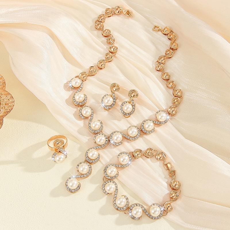 Stylish Exquisite Imitation Pearl Necklace Earrings Jewelry Set Ladies Jewelry Bridal Banquet