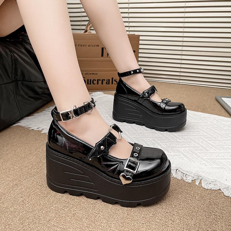 Fashion 2025 Autumn New Women Single Shoes Gothic Rivets Buckle Cosplay Female Pumps Black Lolita Mary Janes Wedges Shoes Platform
