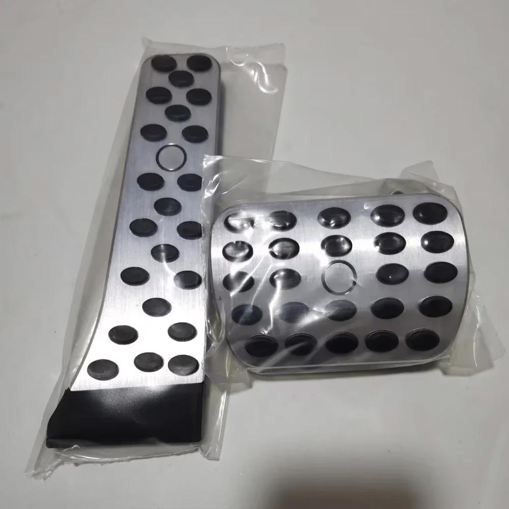 

B Emblem For BRABUS Accelerator Cover Silver BRABUS Pedal Cover Braking Pedal Non Slip Pad For Mercedes Benz W212 W205 W464 GLC Silver for BRABUS