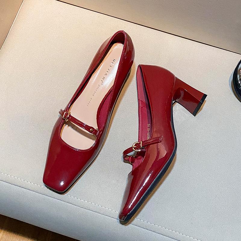 

Модные туфли Мэри Джейн нового стиля для женщин, женские туфли-лодочки на высоком каблуке для модных платьев, женские туфли с квадратным носком на высоком толстом каблуке с ремешком и пряжкой 40 вино красного