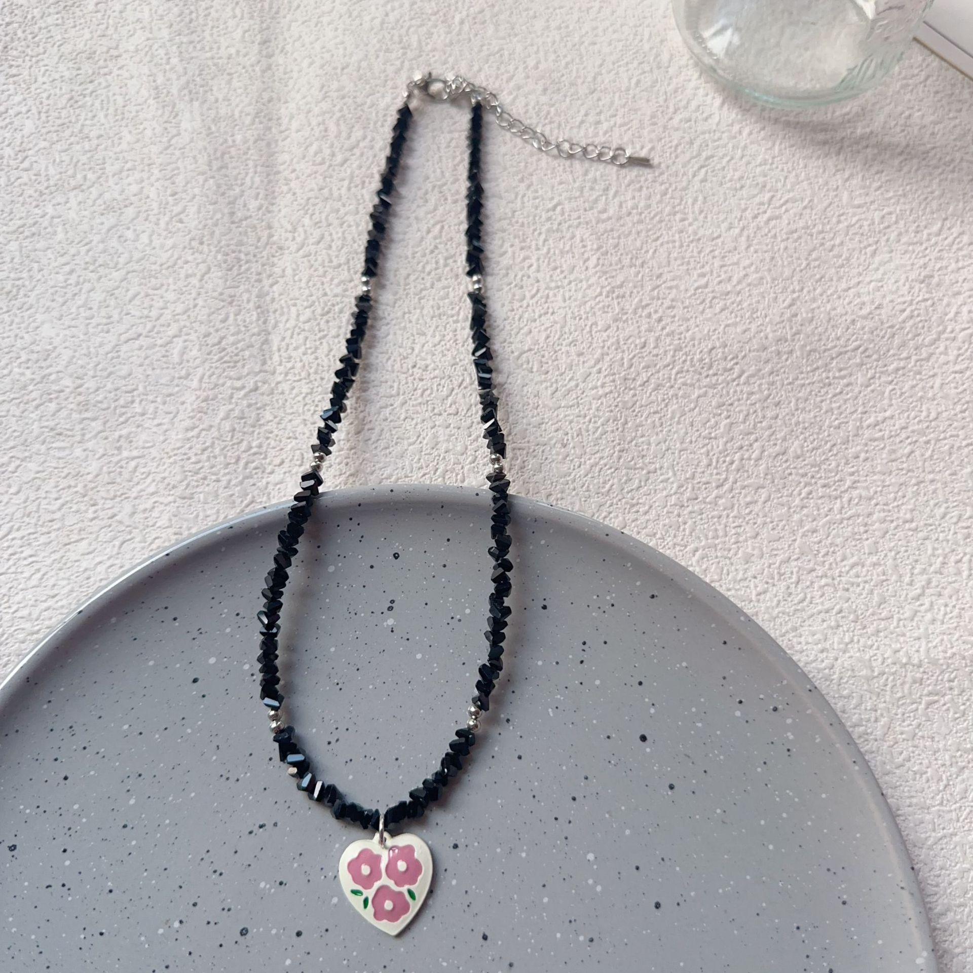 

Жемчужное ожерелье с бусинами в форме сердца: Универсальные летние украшения для женщин