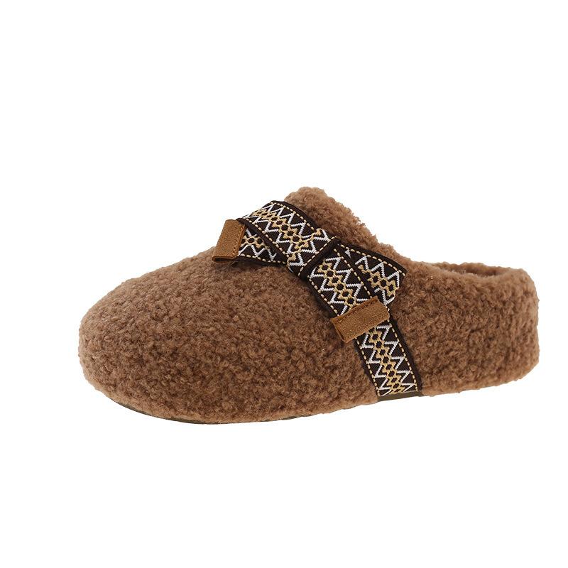 

Плюшевые полутапочки женские носят осенью и зимой новые модели не устают, ноги огромные и симпатичные, на одной педали толстая подошва. 40 верблюд