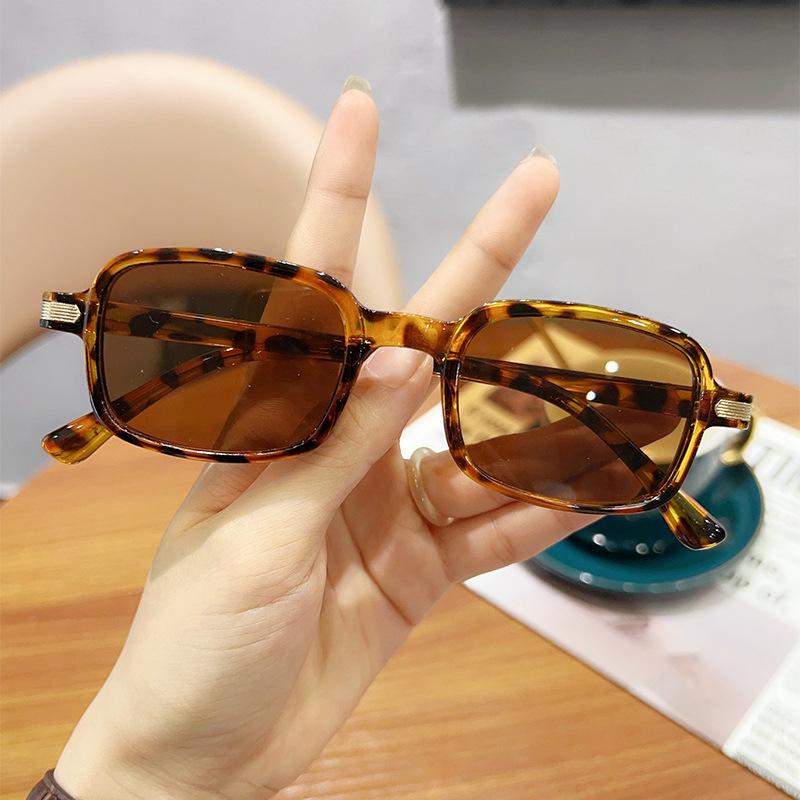 JYL Sunglasses Trendy Ladies Uv Protection Driving Round Face Use 2513 A-16048 цветочные белый