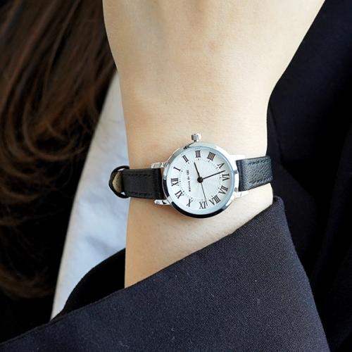 [MAISON DE SHI] MAISON DE SHI Women s Leather Wrist Watch Round Roman MDS-402LBK MDS-402LBK