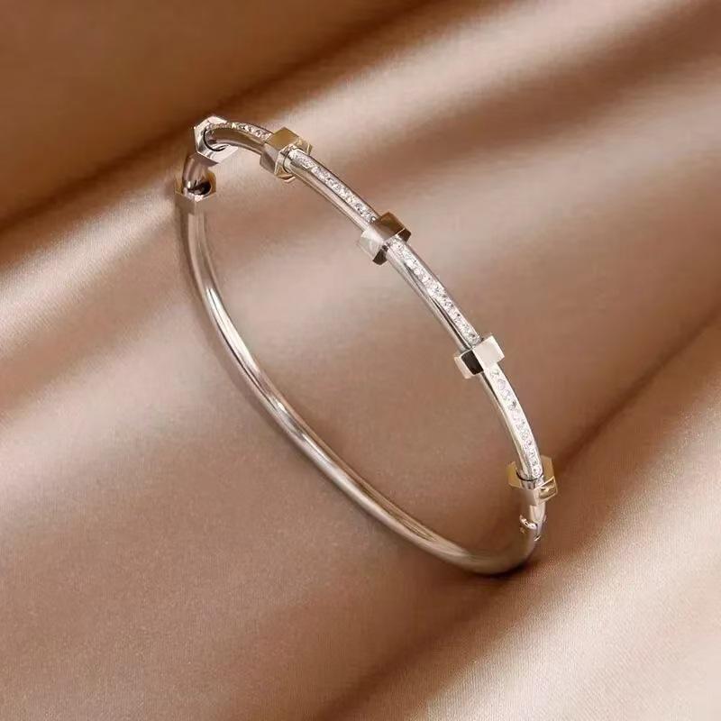 Bracciale Esagonale Creativo e Raffinato con Dado, Bracciale High-end con Chiusura Aperta