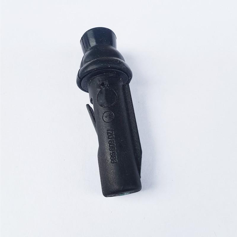 For SKODA 07-14 Octavia fuel tank switch, fuel tank cap opening auxiliary switch 1Z0809986