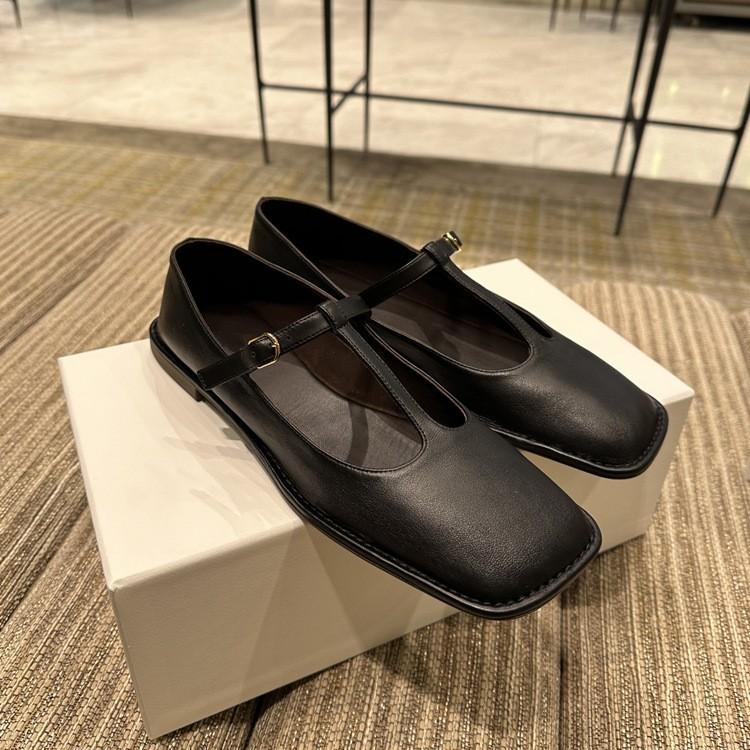 Sheepskin version~ super fire black Mary Jane women's shoes new square head shallow mouth T-buckle with niche flat single shoes women