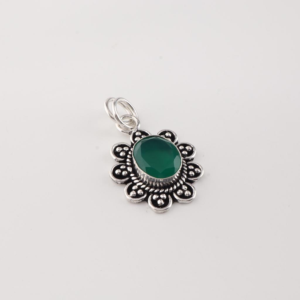 Green Onyx Gemstone 925 Sterling Silver Jewelry Elegant Pendant 1.37" For Anniversary Gift CP-40-17