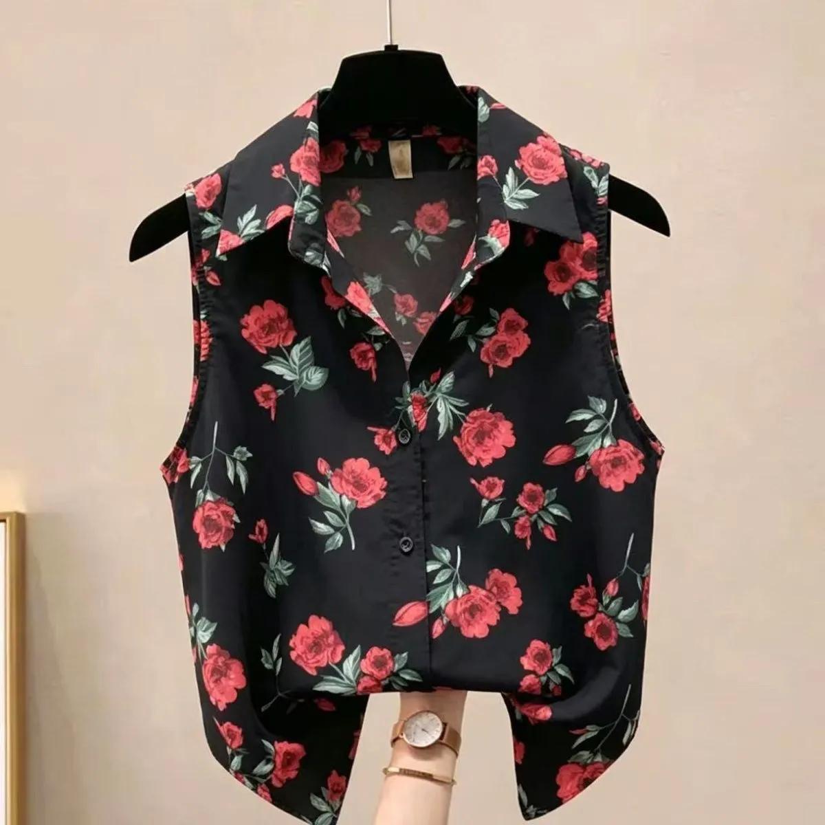Women Rose Floral Print Lapel Sleeveless Button Down Blouse S