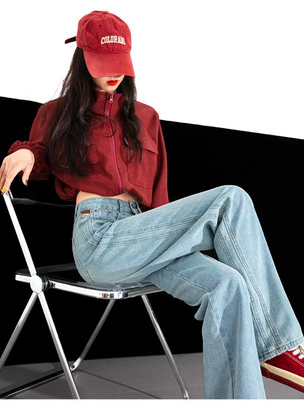 High-Waisted Wide-Leg Jeans for Women: Flattering Spring & Autumn Styles, Ideal for Pear-Shaped Bodies, Light-Colored, Great Drape