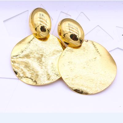Grandes boucles d'oreilles rondes mode européenne et américaine: Bijoux Imitation Plaqué Or pour Femmes