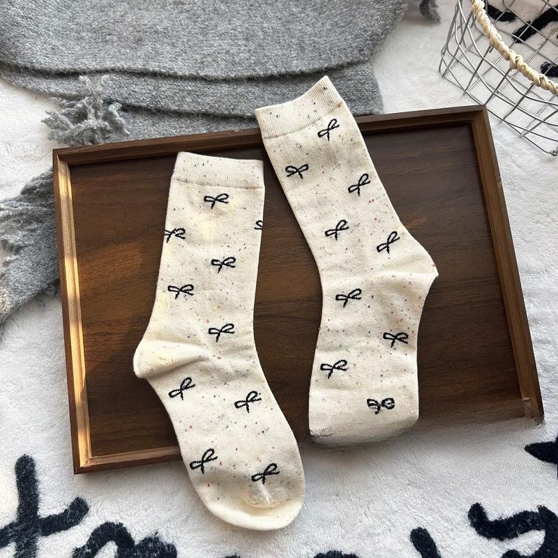

Polka Dot Yarn Boneless Bow Trendy Mid-calf Socks Fashionable and Stylish Versatile Trendy Socks Pile Pile Socks Women s Socks 1 pair бежевый