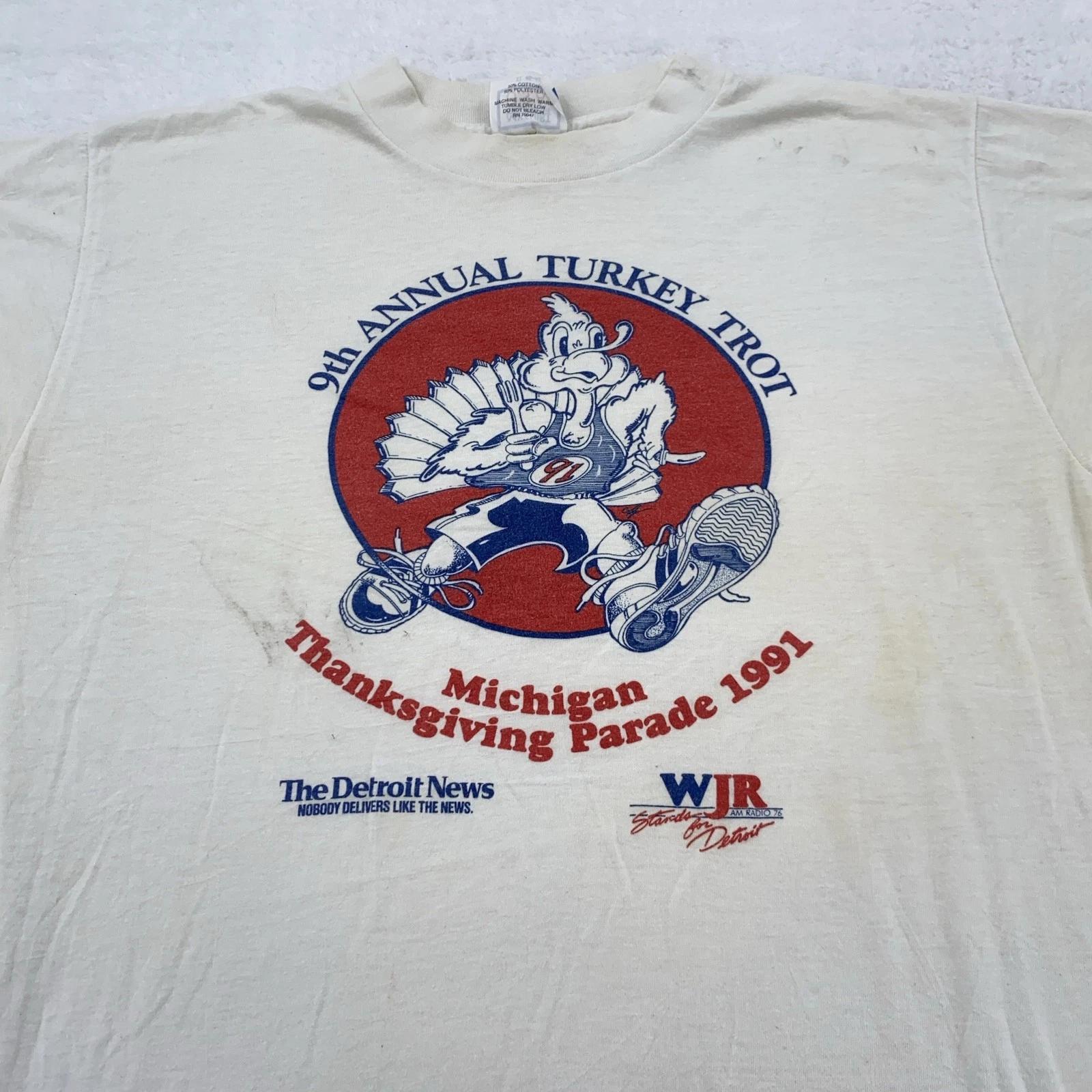 Vintage Michigan Turkey Trot Shirt Medium White Thanksgiving Parade Detroit Race L
