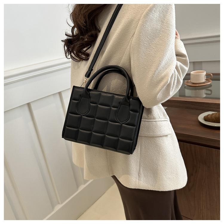 New Fashion Faux Leather Square Shoulder Bag for Women Korean Style Handbag Crossbody Purse