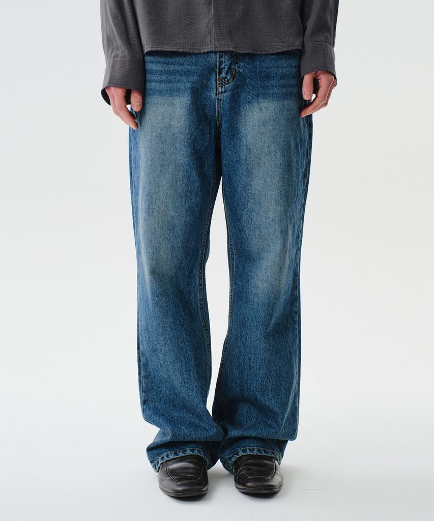 Daibeuin Loosed Straight Denim Pants (Washed Blue)