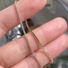 Minimalistisches Design Einreihiges Quadratisches Diamant-Feinarmband Mit Accessoires gestapelt ist dieses Armband für den täglichen Schmuck geeignet