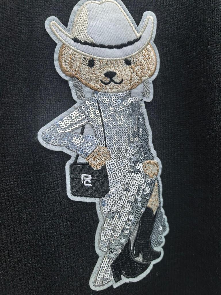 2025 Women's Heavy-Duty Pure Cotton Little Bear Cartoon Sweater - Autumn/Winter