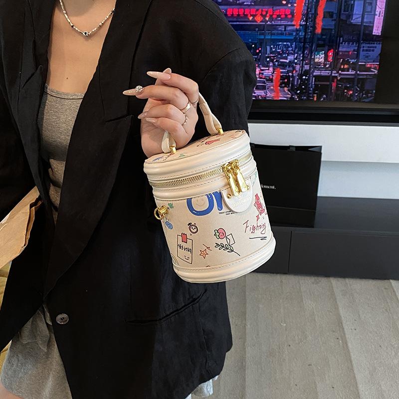 Cartoon Printed Bag 2025 New Japanese Cute Girl Hand Carrying Bucket Bag Foreign Versatile Messenger Cylinder Bag