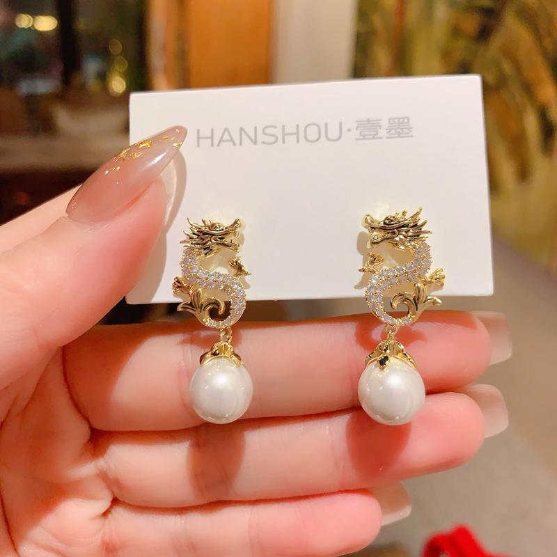 Brincos Vintage de Pérola Irregular com Gota de Óleo para Mulheres Brincos de Temperamento Coreano Luxo Leve Alto Zircônia Irregular Presente