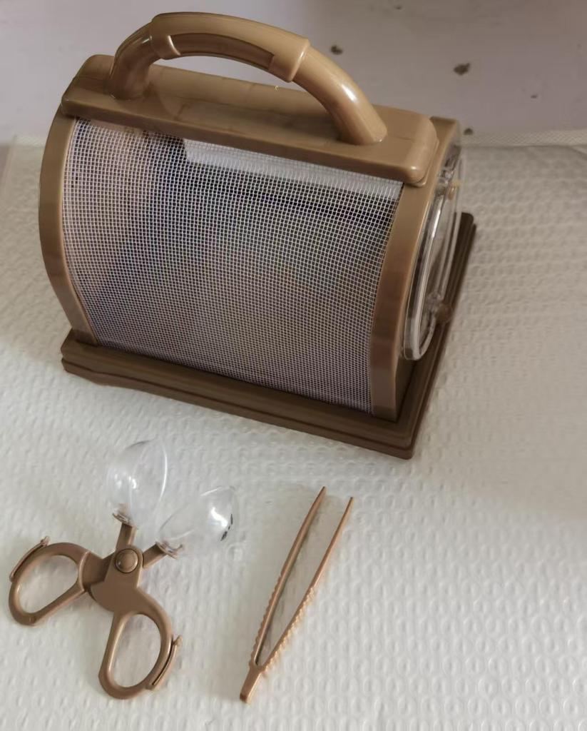 Portable Insect Observation Cage for Butterflies, Silkworms, and Bees