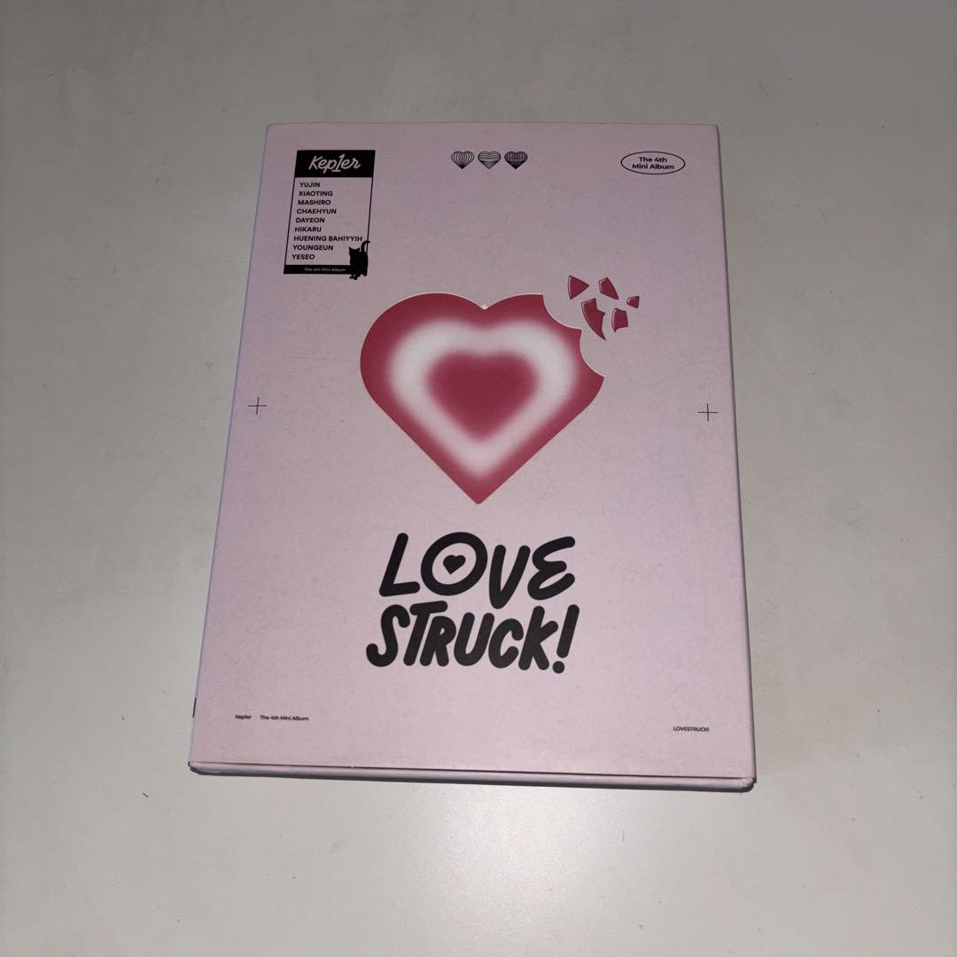 

[USED] Kep1er LOVE STRUCK Album CD