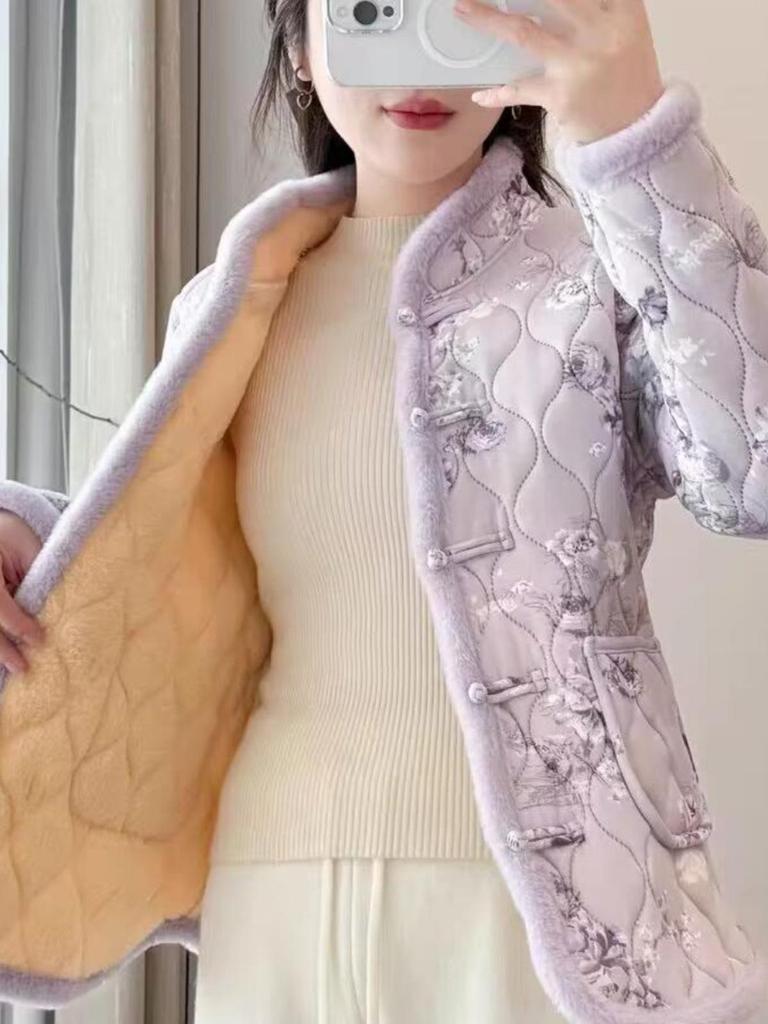 Women's Stand Collar Floral Padded Jacket - Chinese Style Winter Coat with Retro Frog Buttons and Ethnic Design, Plus Velvet for Warmth.
