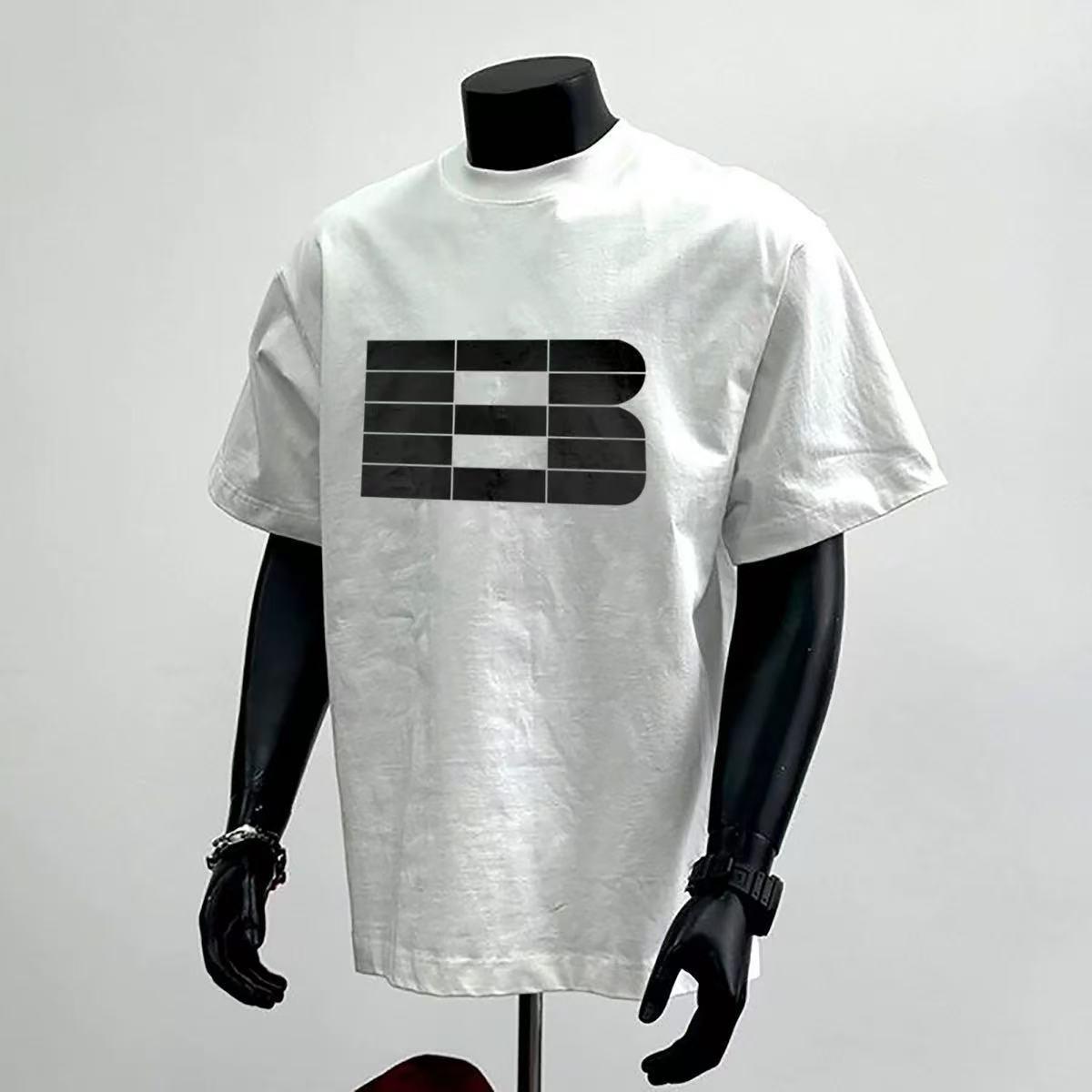 

Hot Selling Mens Pure Cotton Tshirt in Europe and America Loose Comfortable Fashionable Trendy Sports and Tourism 2026 New 4XL