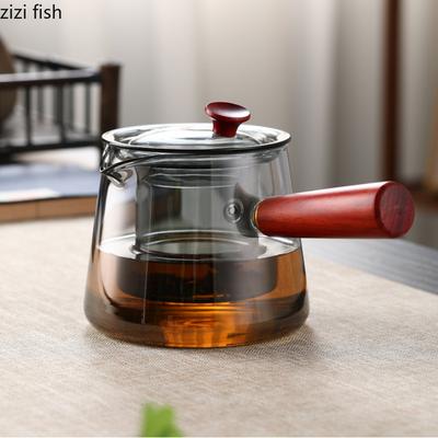 Ustensile – Ceainice, vase de cafea și ibric