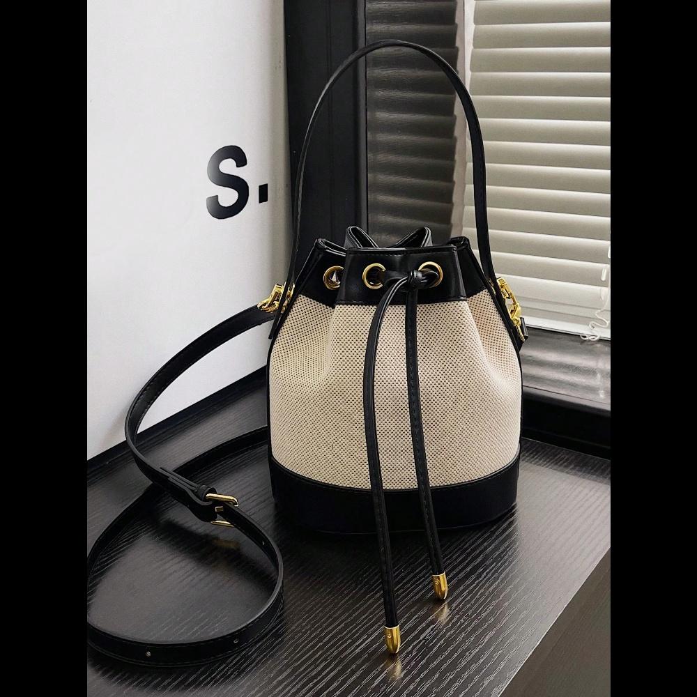 

Мини-сумочка с регулируемым ремешком, цветная, сумка-ведро на кулиске one-size чёрный