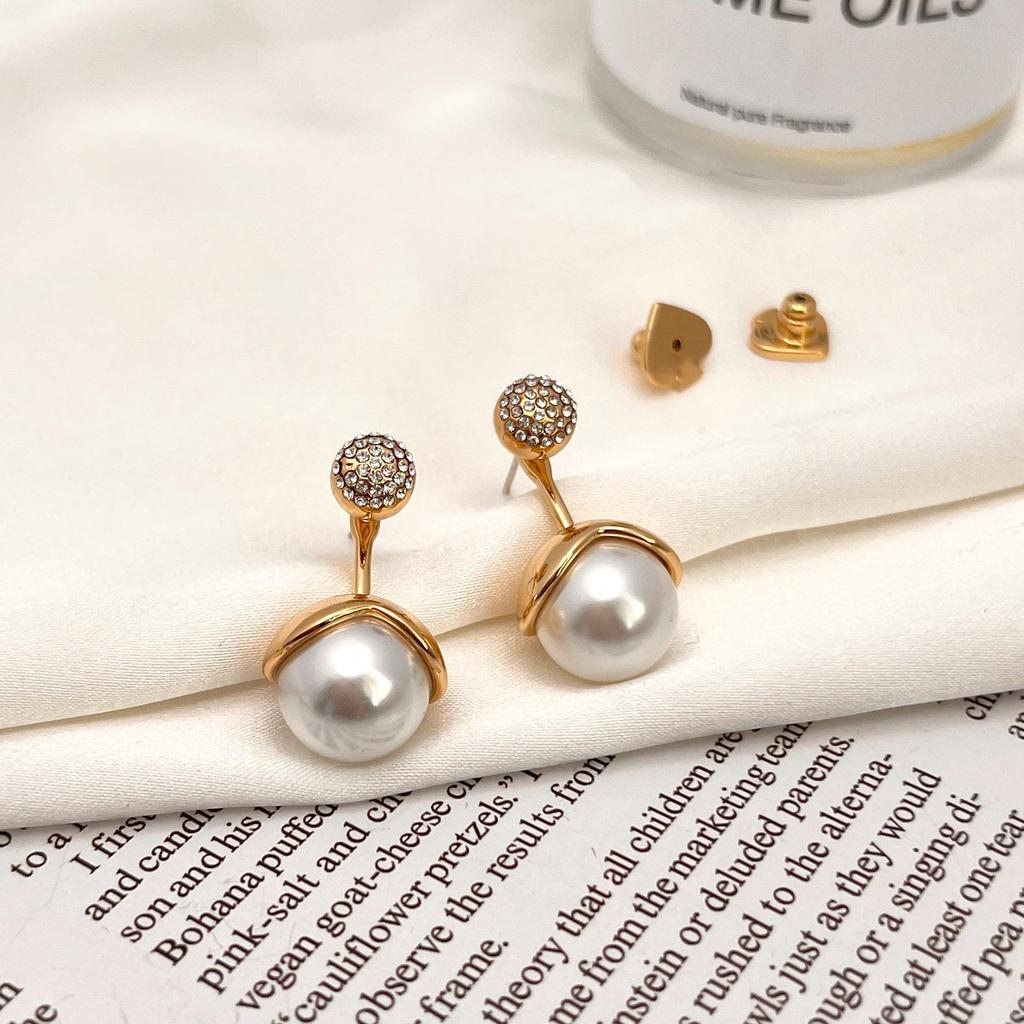 Stylish Socialite Diamond Stud and Pearl Drop Earrings, Detachable and Adjustable.