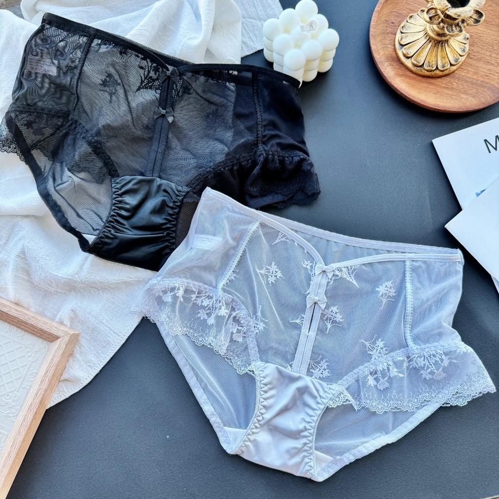 Ladies Spring and Summer Sexy Lace Deep V Flounder Mesh Triangle Briefs