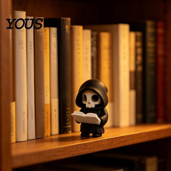 Black And White Skull Decor Dark Style Halloween Ornament, Mini 3D Printed Hooded Spooky Home Accessory Compact Exquisite Details Sculpture, for