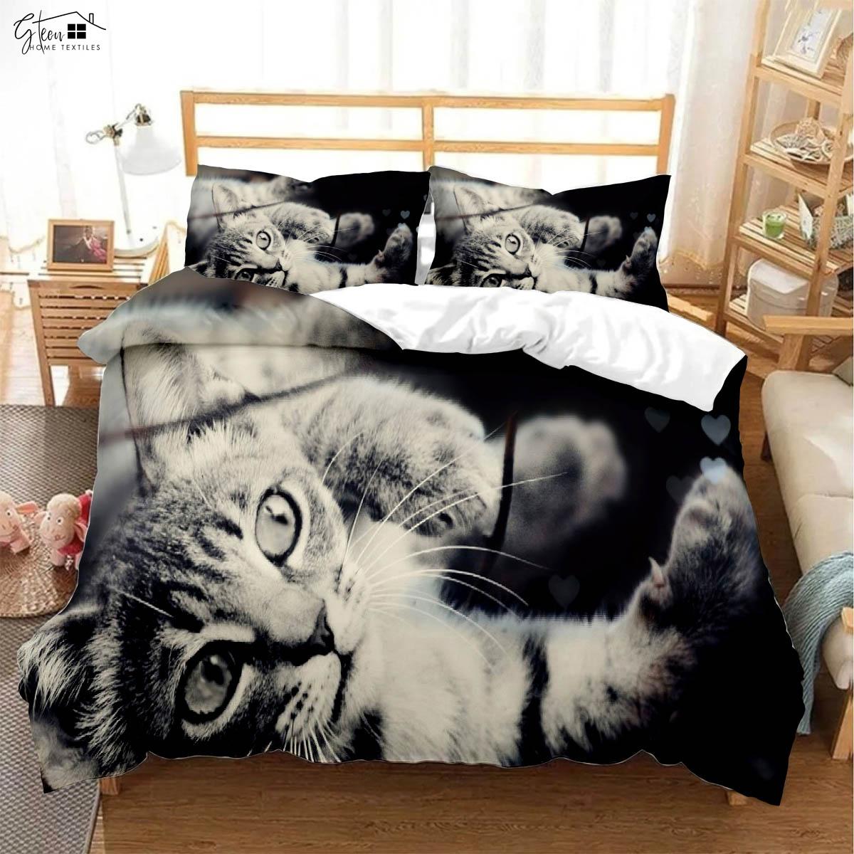 

Милый и забавный комплект постельного белья с рисунком кота в японском стиле, пододеяльник, наволочка, комплект из трех предметов, машинная стирка EU 135x200cm 2PCS