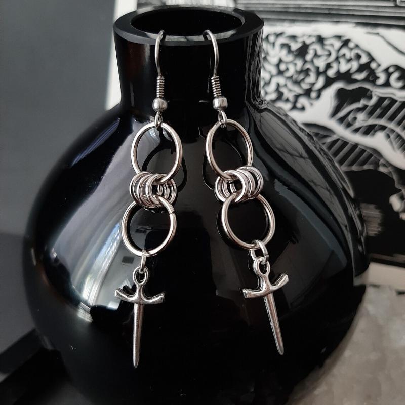 Vintage Gothic Court Tassel Dangle Earrings Silver Color Goth Punk Aesthetic Fashion Jewelry Accessory