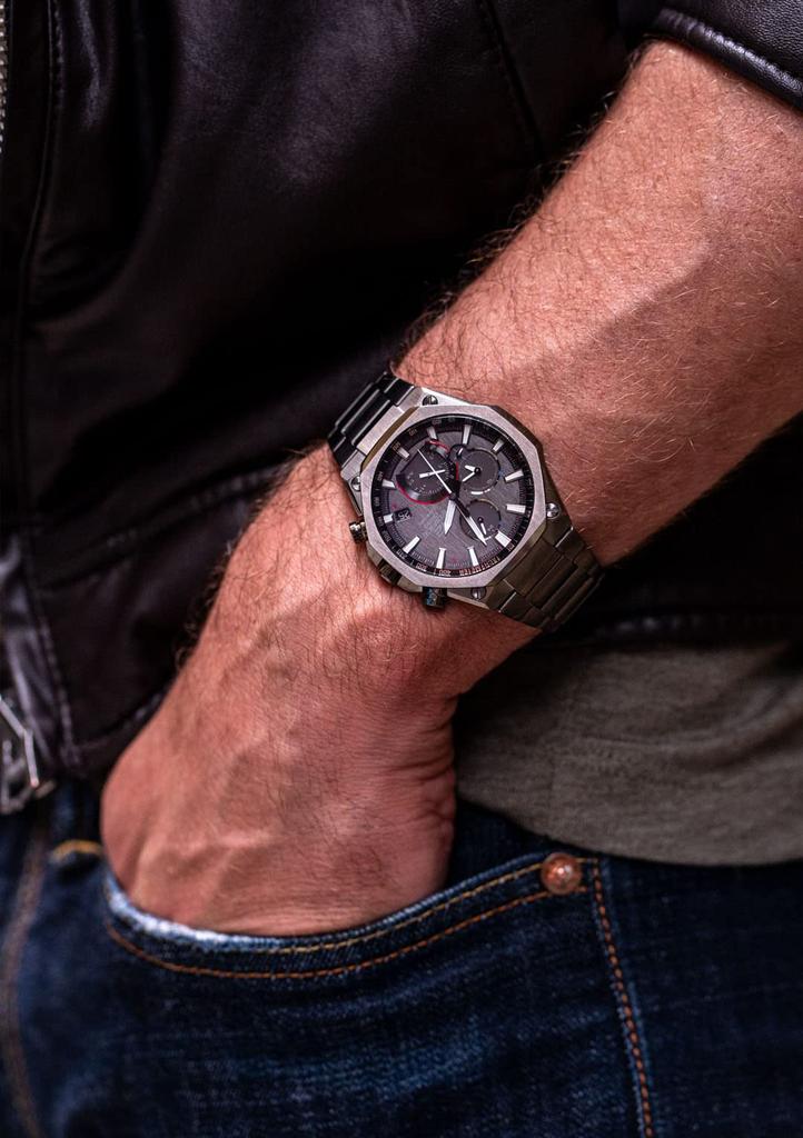 Relógio Casio Edifice Smartphone Link EQB -1100YD-1AJF / -1100YDC-1AJF Masculino [Produto Oficial Japonês]