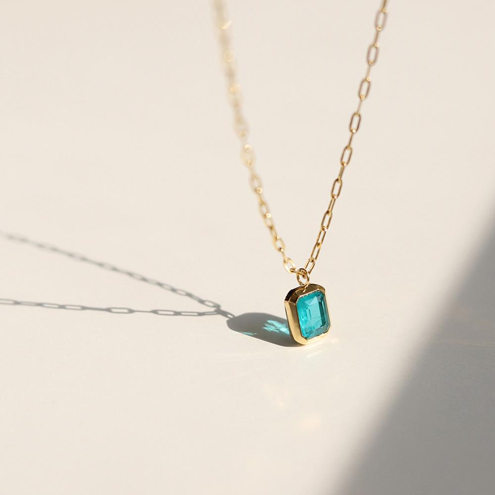 Wenjian Retro Meerblau Zirkon Anhänger Halskette für Damen: Leichter Luxus, High-End Schlüsselbeinkette Choker, 2024 Nischendesign.