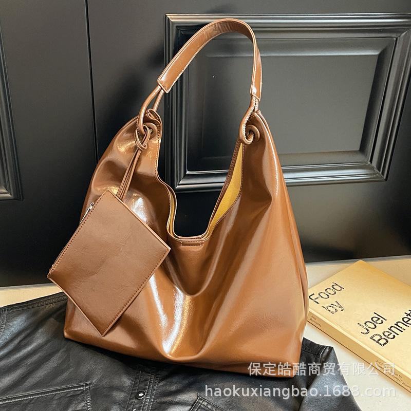 Retro high-end bag women's 2025 new fashion simple shoulder underarm bag commuter tote bag big bag