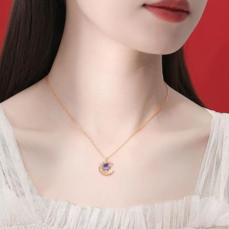 

Titanium steel eight-pointed star necklace for women, summer light luxury niche design, star-moon collarbone pendant, new 2026 jewelry