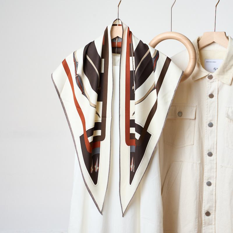 Summer Atmosphere Wearing Belt Waist Seal Twill Silk Simulation Silk Cool Triangle Scarf Cashew Print Women's Silk Scarf