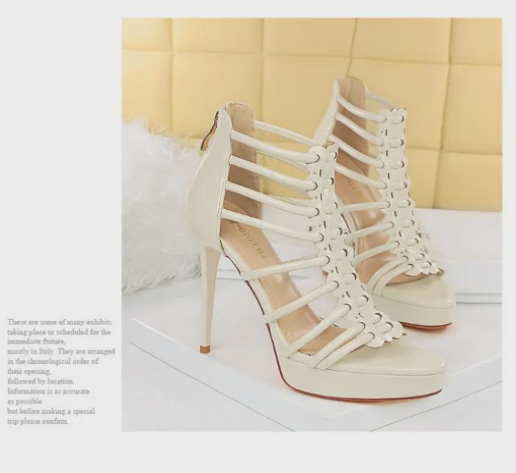 929-13 Sandals (Sold Out, No Restock)