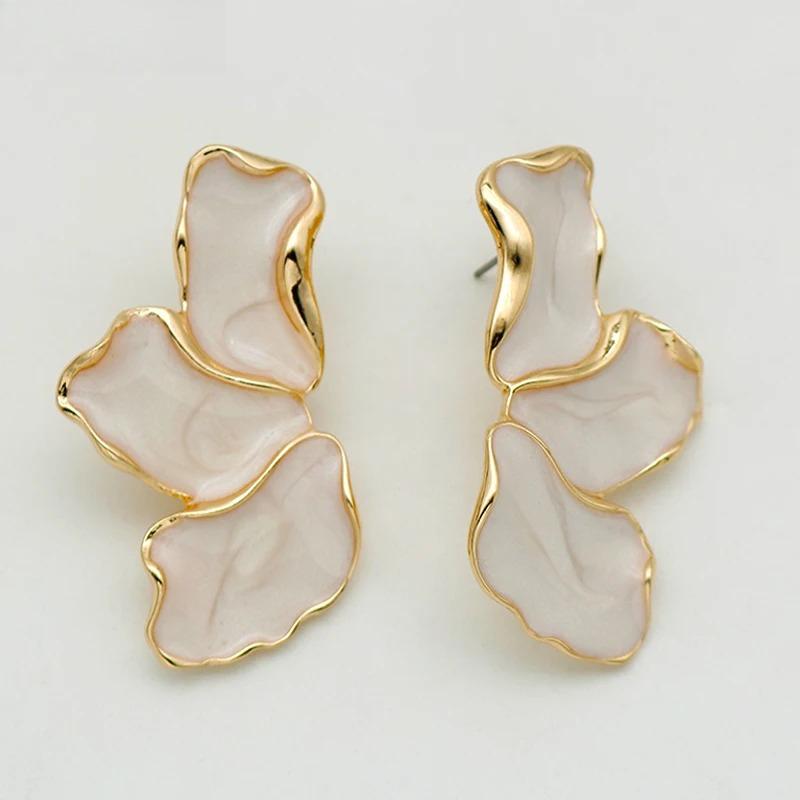 Irregular Metal Cream Petal Post Earrings For Women Heavy Design New Style Fashion Jewelry Party Accessories Gift