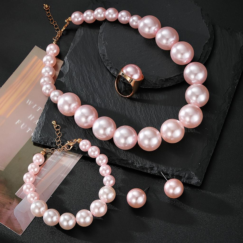 Retro Light Luxury French Five-piece Set, Pearl Jewelry Set, Women's Banquet Senior Versatile Girlfriend Gift
