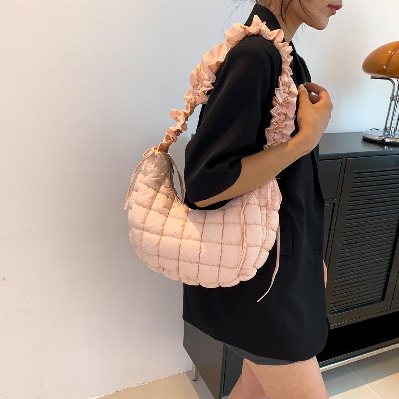 IELGY women's textured embroidered thread single shoulder personalized messenger women's bag