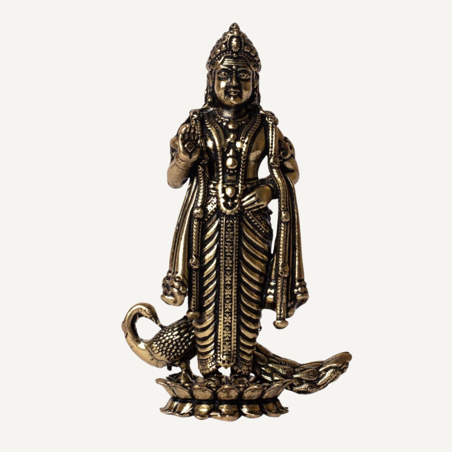 Статуэтка бога Картикеи, миниатюрная статуэтка Картикеи для автомобиля, статуэтка Муругана, размер - маленький.