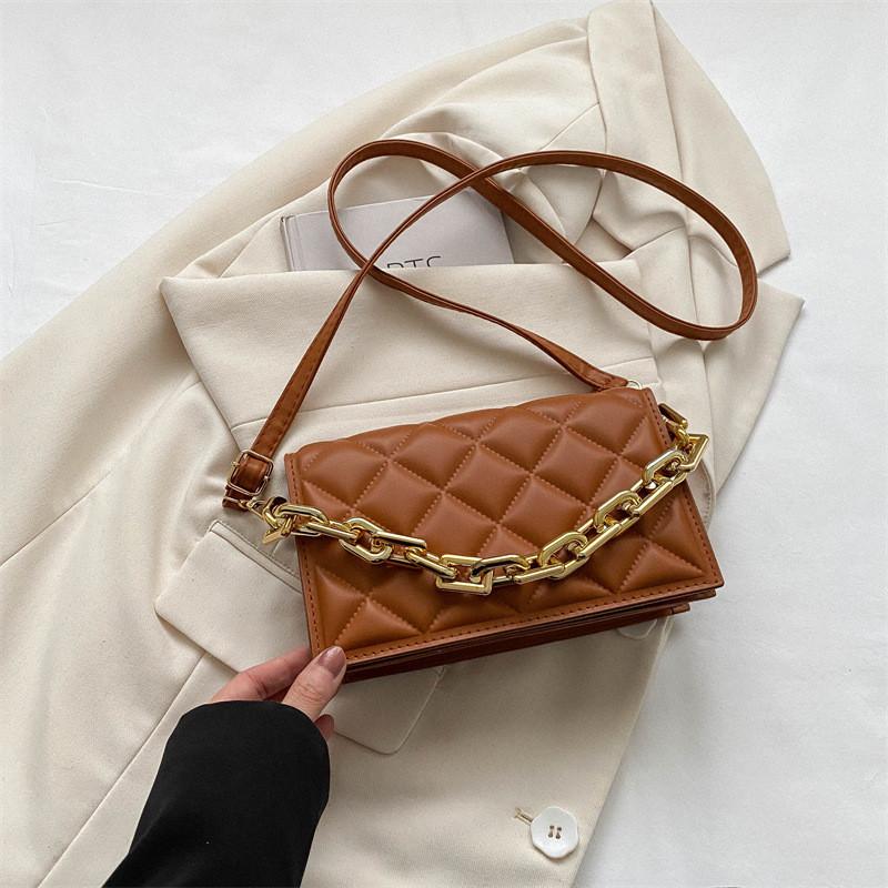 Stylish Womens Casual Crossbody Bag Chic Quilted Design Perfect For Everyday Use