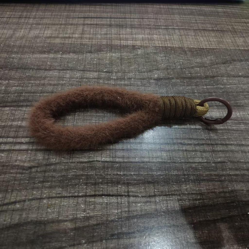 Creative Plush Mobile Phone Wrist Lanyard - Fashionable Anti-Drop Keychain with Single Buckle for Autumn and Winter