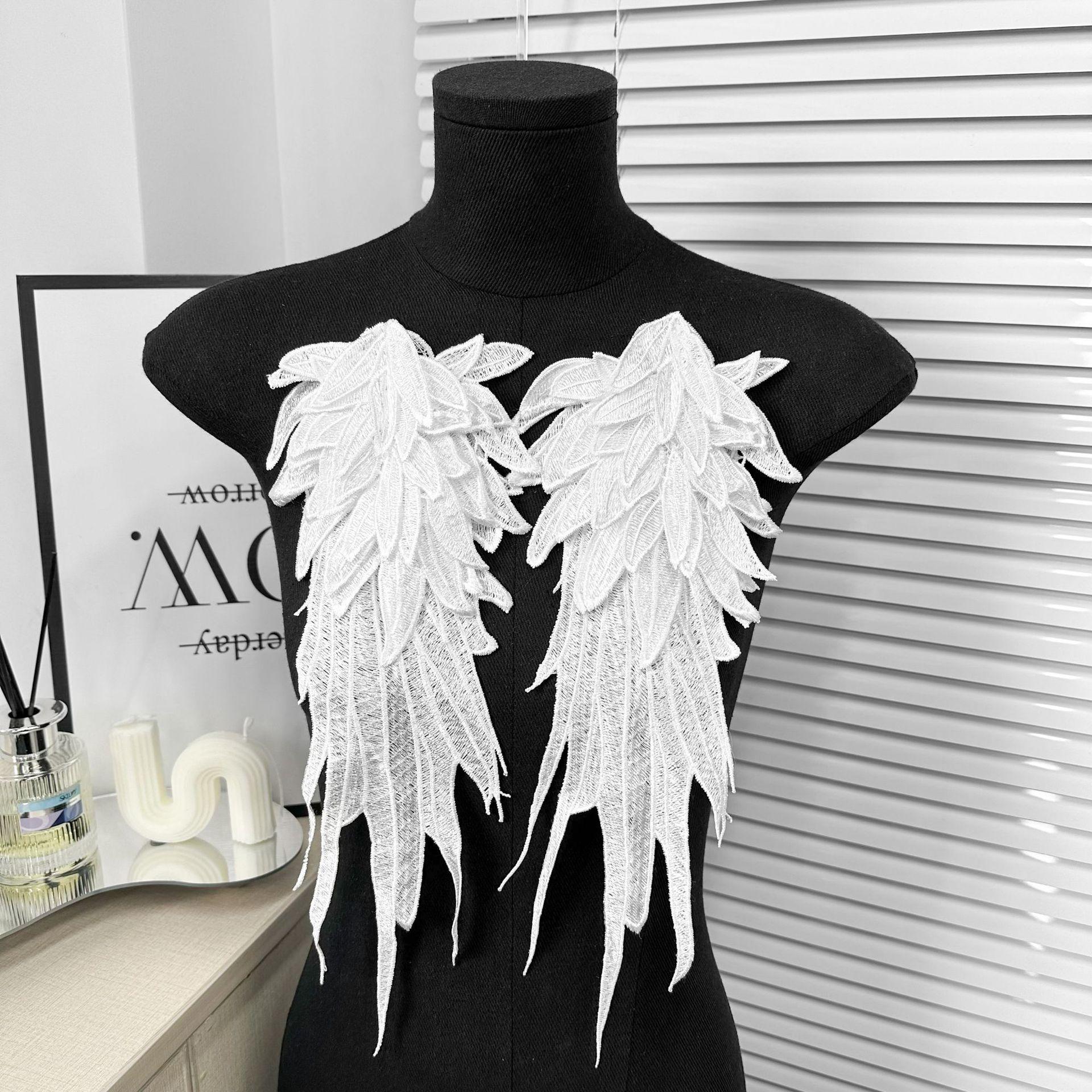 

Белые вышитые ламинированные крылья, пара цветов на воротник, женские аксессуары для украшения одежды своими руками